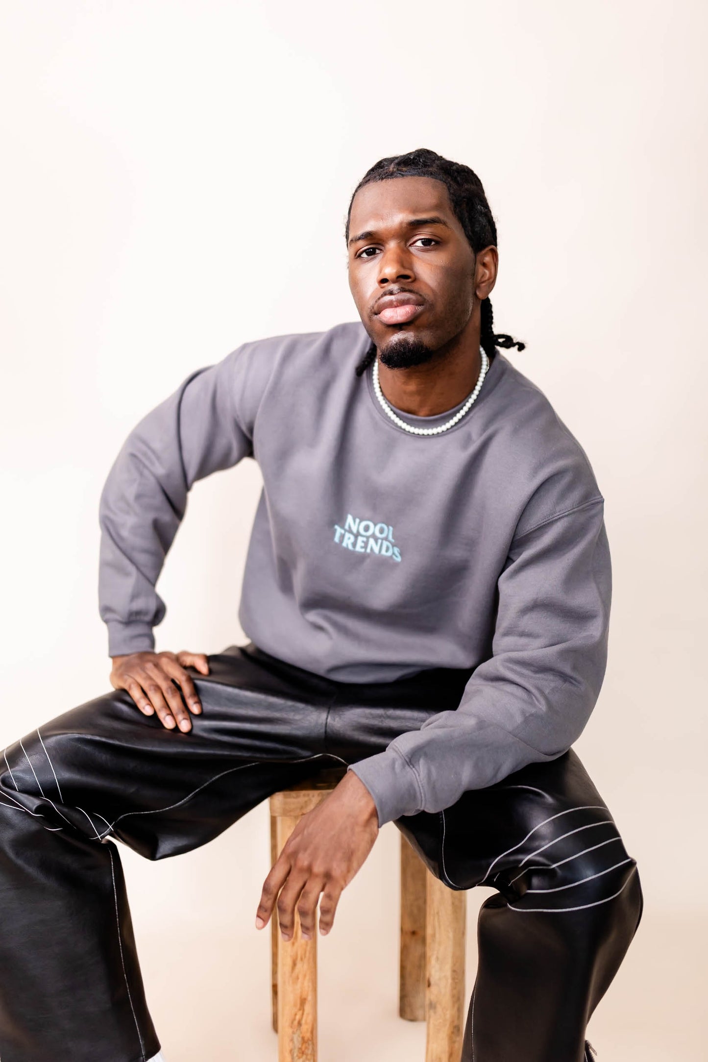 Nooltrends Sweatshirt | Charcoal - Premium from NOOLTRENDS - Just £42.99! Shop now at NOOLTRENDS