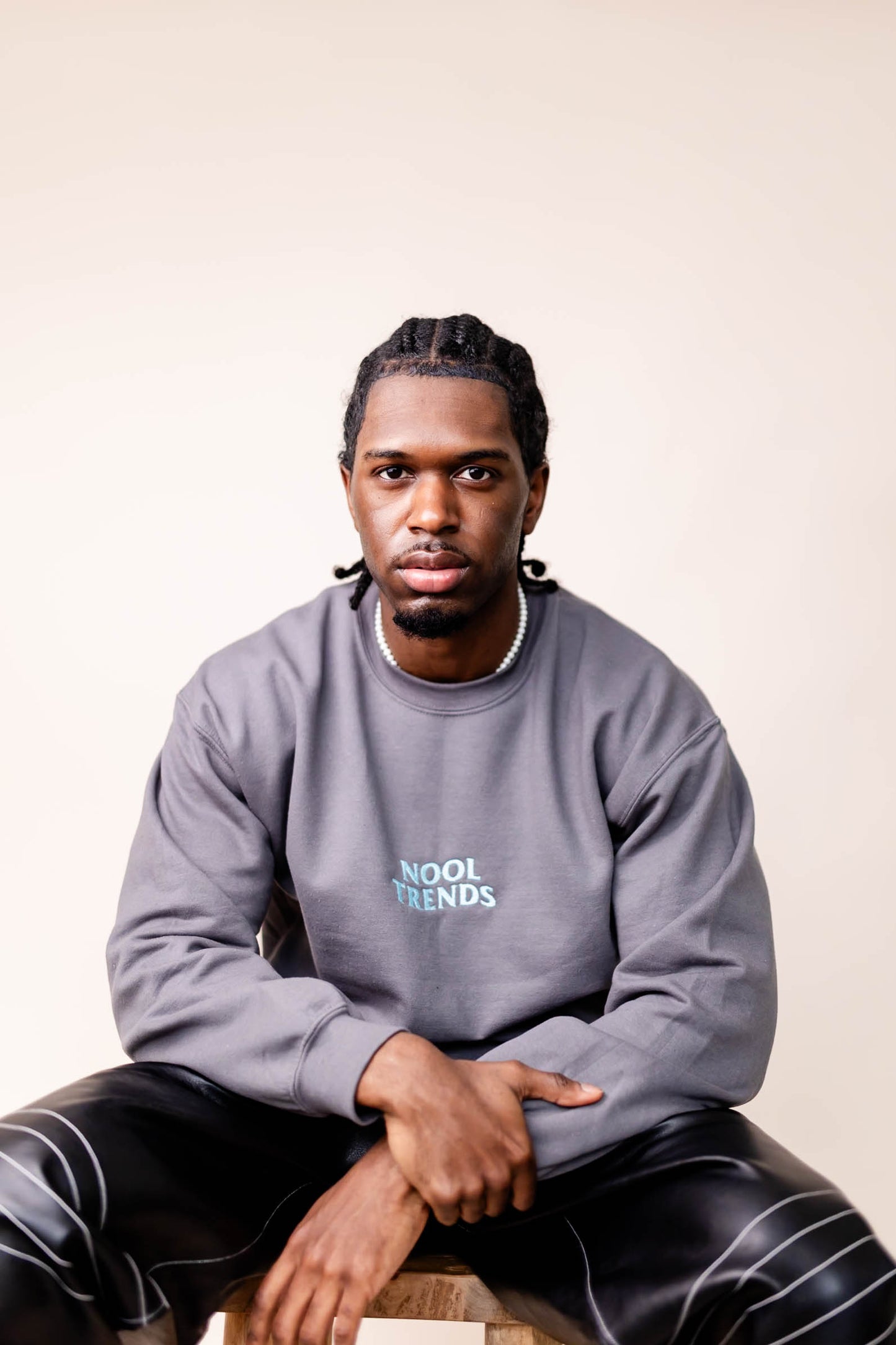 Nooltrends Sweatshirt | Charcoal - Premium from NOOLTRENDS - Just £42.99! Shop now at NOOLTRENDS